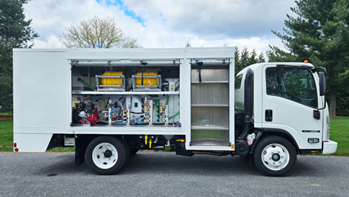 APEX 172 Spray Truck